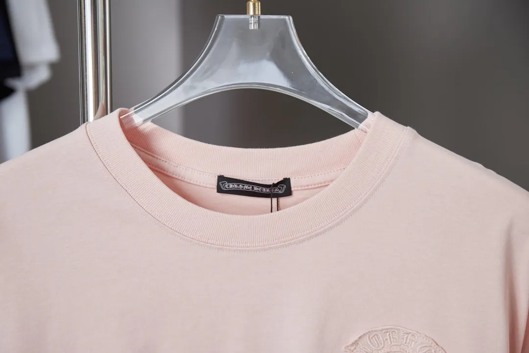 🅿️200 Ch*ome Hearte 25SS early spring new style, appliqué embroidered heart cross short sleeves, light luxury, essential item for daily commuting for men and women, correct version, welcome to compare, detailed features · 320g 100% pure cotton double yarn jersey fabric · Custom dyed in the same vat, special thickened 32 pieces double-strand 1X1 thread · Imported Tajima machine embroidery tatami embroidery ➕This cloth patch embroidery · Hand-stitched Croxin hardware · Double-needle cross-stitching process · Original main mark, washed tag, branded moisture-proof paper packaging Color: black/white/pink Size: S/M/L/XL